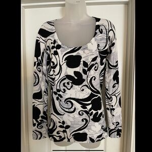 RED Sweater Pullover Size M